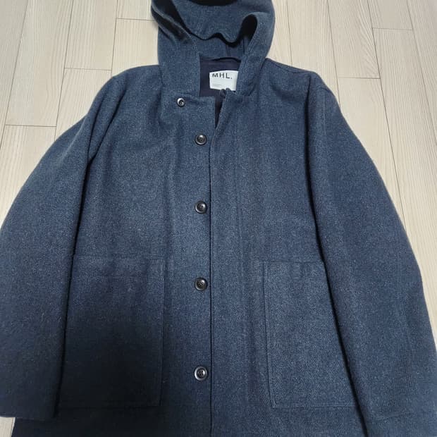 마가렛호웰MHL 후드코트 팔아요 새상품급