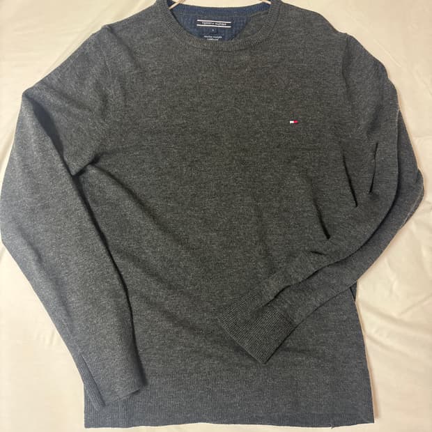 타미할피거 니트