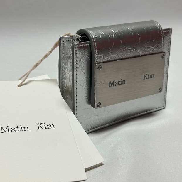 마뗑킴 아코디언 미니백 실버 새제품
