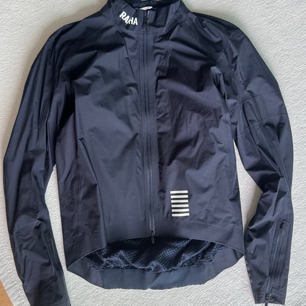 Rapha Pro Team GORE-TEX Rain Jacket