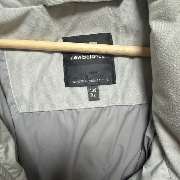 뉴발란스 패딩 