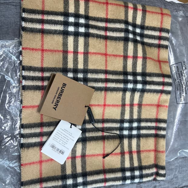 버버리 캐시미어 스누드 넥워머 68x24