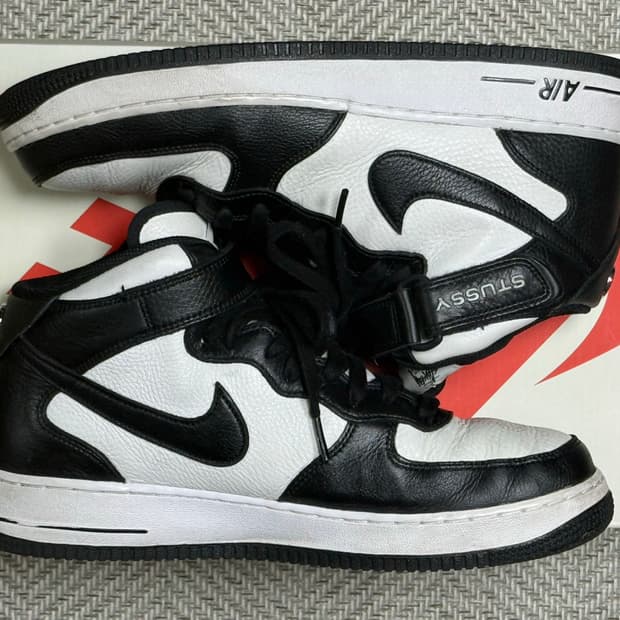 나이키 x 스투시 에어포스 1 '07 미드 SP 285