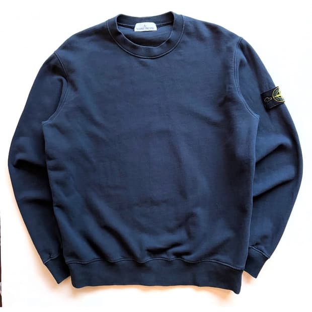 스톤아일랜드 피그먼트 스웻셔츠