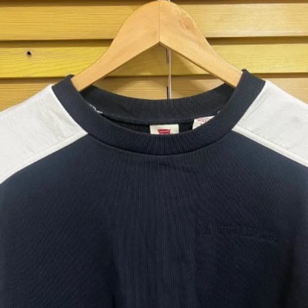 리바이스 여성 나그랑 맨투맨티셔츠 XS/55