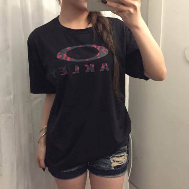 Oakley 오클리 반팔티