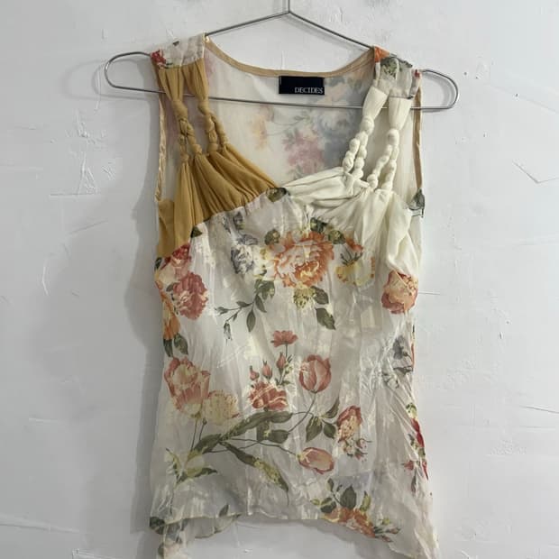 decides oriental flower blouse 