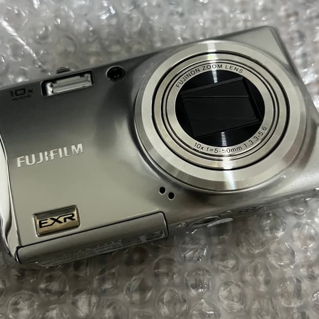 후지필름 파인픽스 f70exr