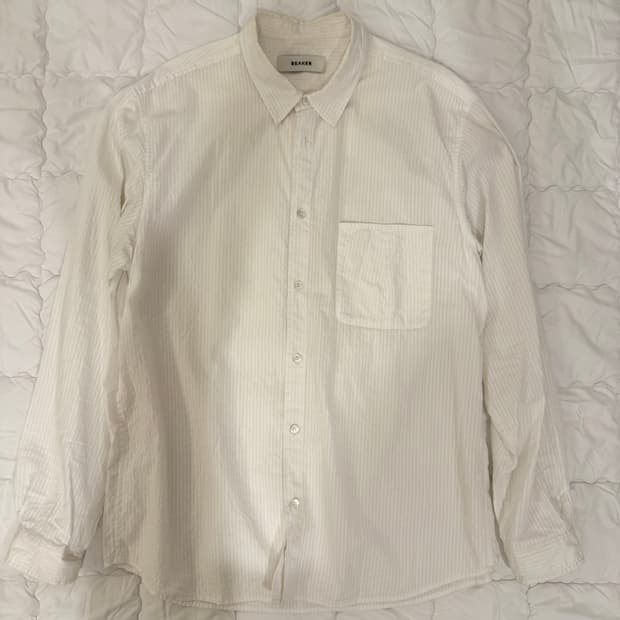 비이커 에센셜 스트라이프 셔츠