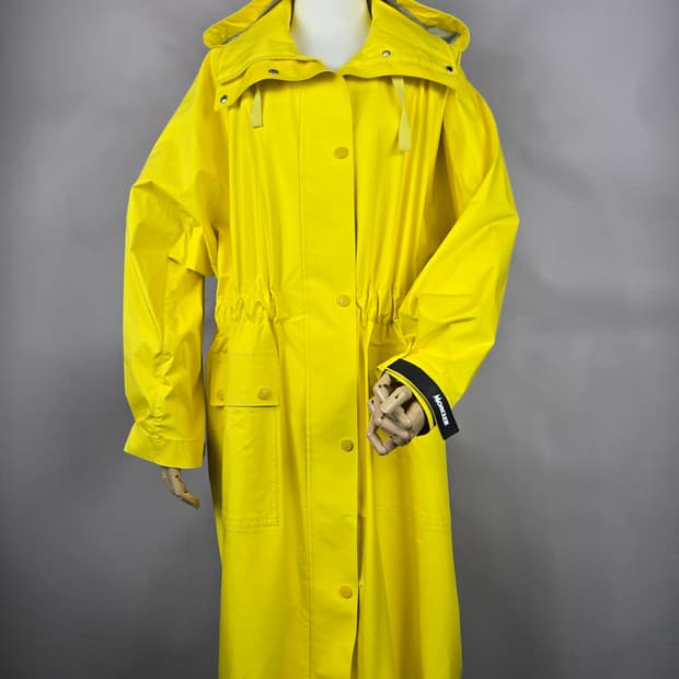 브랜드: 몽클레르 (Moncler)
모델명: 사핀 (Sapin Giu