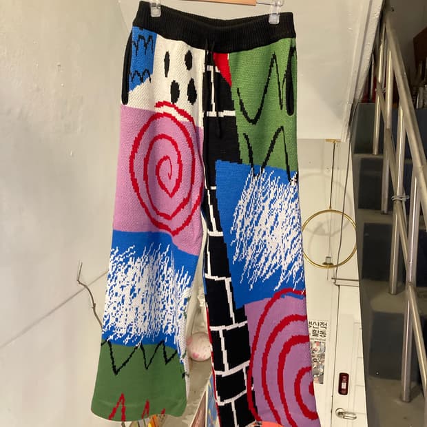 유스배스 패턴 컬러 스웨트 팬츠