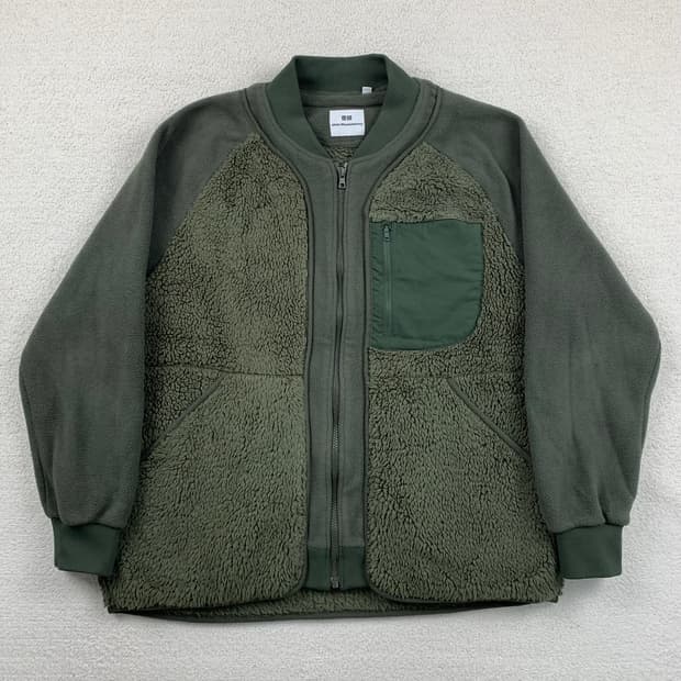 유니클로x화이트마운티니어링 플리스 자켓 올리브