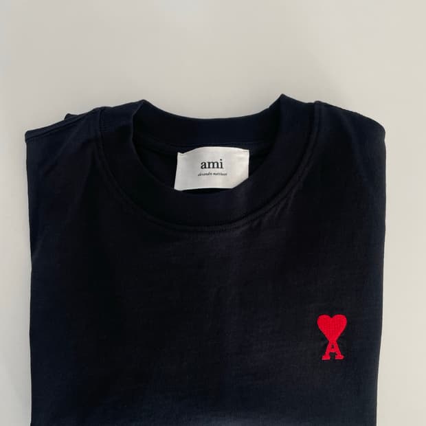아미 레드 로고 블랙 반팔티 S