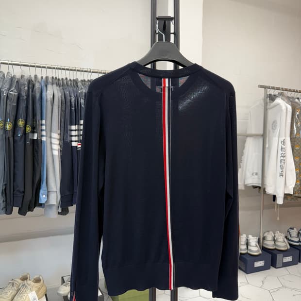 [3] 톰브라운 백삼선 메리노 울 니트