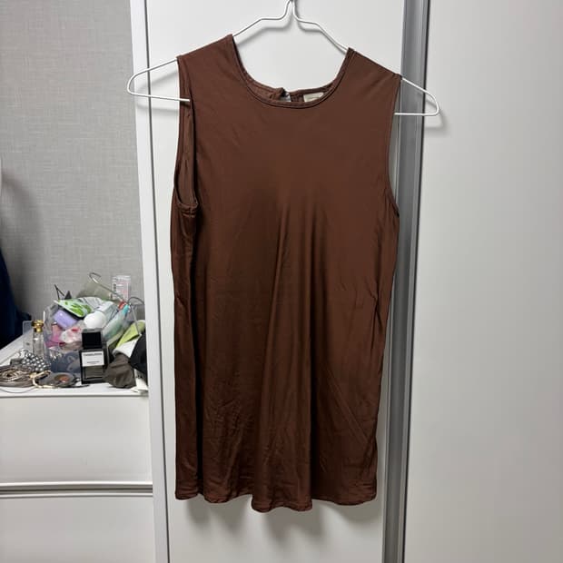 베이스레인지 탑 나시