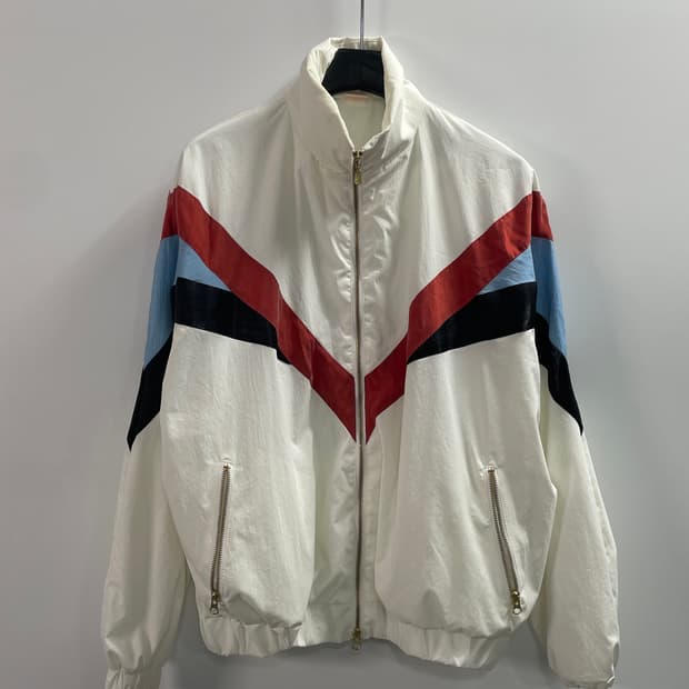 메종유레카 투웨이 나그랑 바람막이 (on.540)