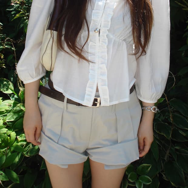 아워캐비넷 Cute frill blouse