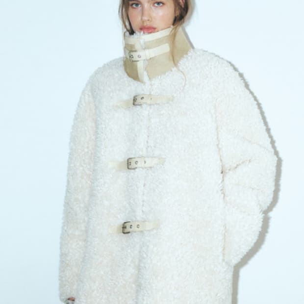 에트몽 무스탕 코트