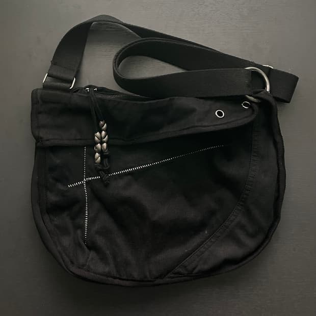 코스트 퍼 킬로 가방 크로스백 토트백 블랙