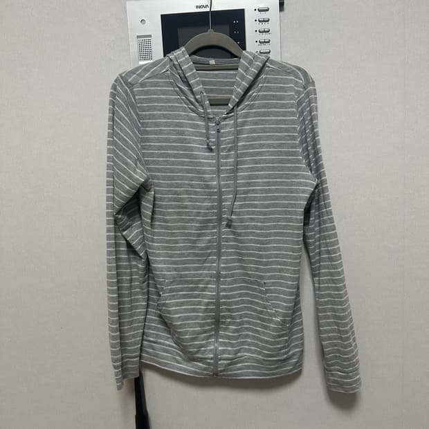 스트라이프 후드집업
