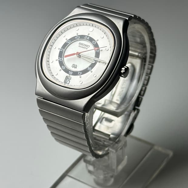 SEIKO quartz SQ