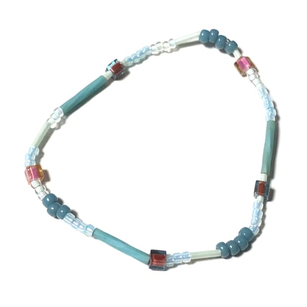 하늘 미유키 비즈팔찌