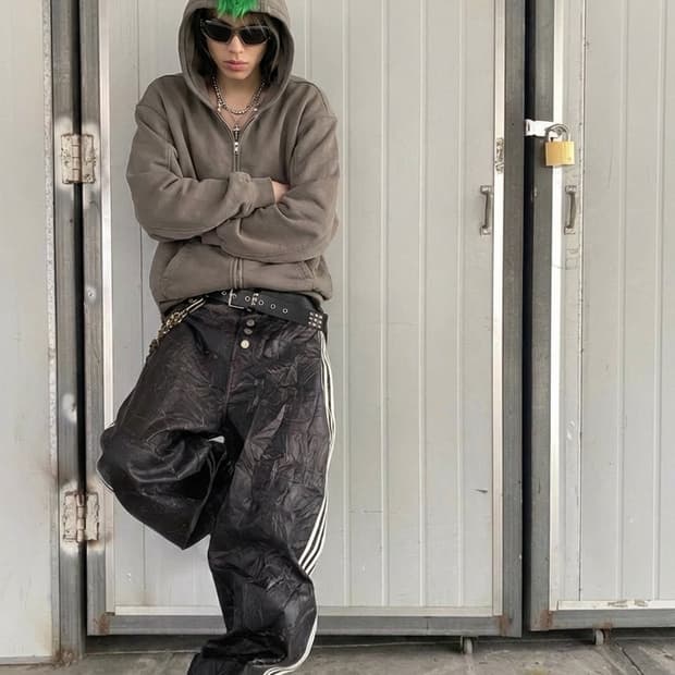 웰던11 24ss 그린 모호크헤어 오버핏 후디집업