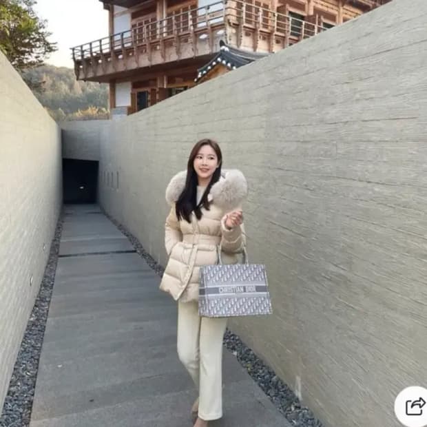 [F] 더블제이 폭스퍼 밸트 덕다운 패딩