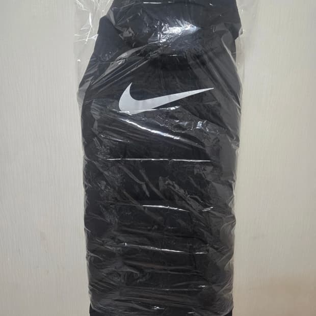 나이키 롱패딩 빅스우스디자인