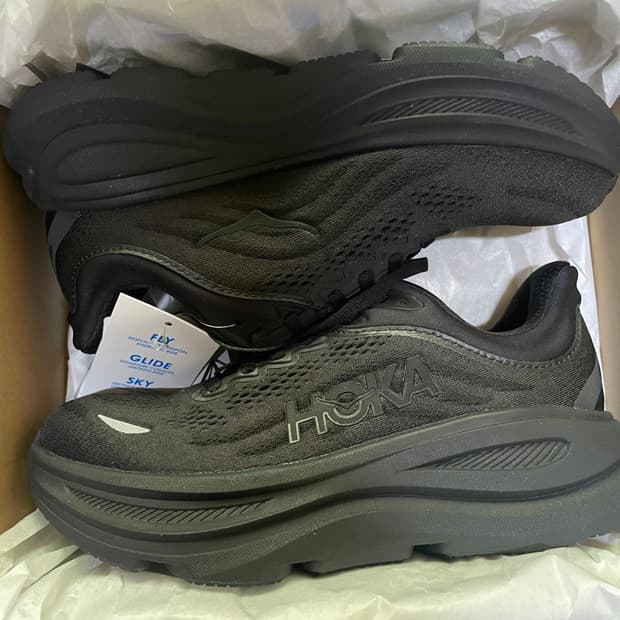 [270] 호카 본디 9 블랙 와이드