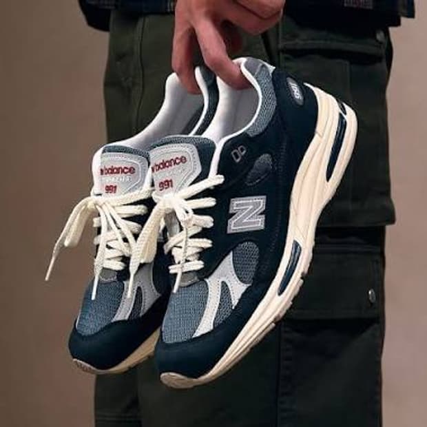 뉴발란스 991v2 토탈 이클립스 255 새제품