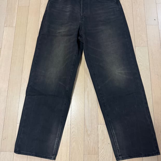 슈프림 디스트레스드 