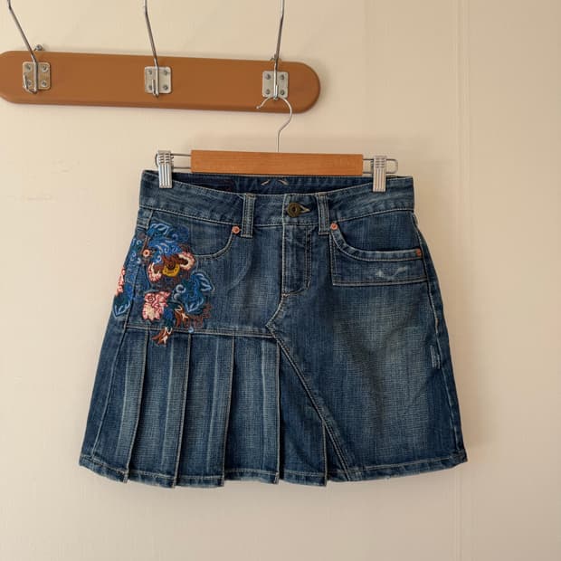 오리엔탈 데님 플리츠 미니 스커트