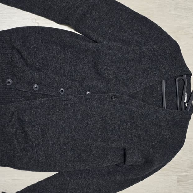 유니클로 퓨어 뉴 울 가디건 m