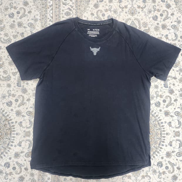 언더아머 프로젝트 락 반팔 XL