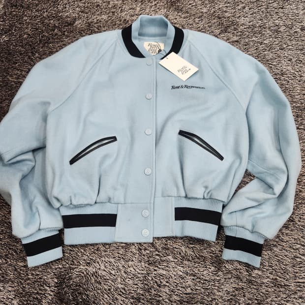 레스트앤레크레이션  바시티 새상품