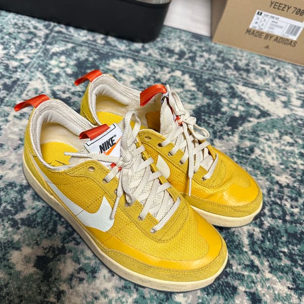 톰삭스 나이키 옐로우 245