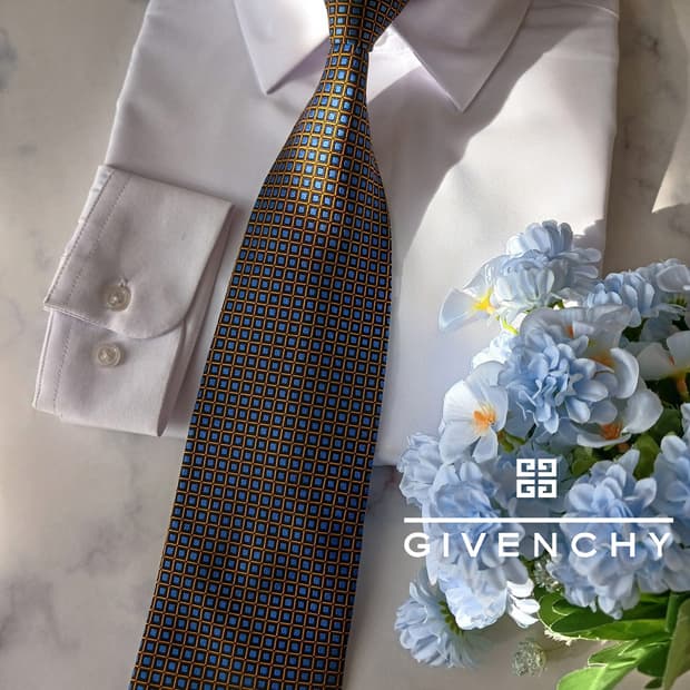 지방시 실크 네이비 기하 패턴 넥타이 9.9cm A+등급 A19612
