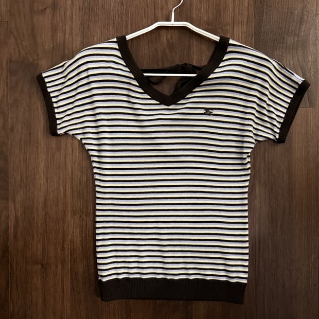 버버리 스트라이프 리본 반팔 니트