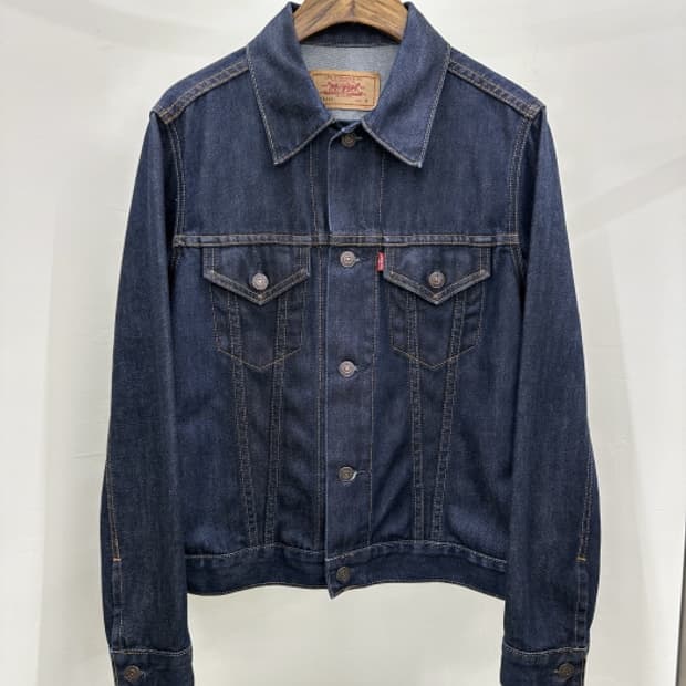 LEVI'S (L)