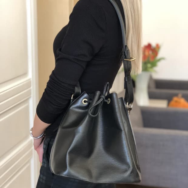 Louis Vuitton Bucket bag