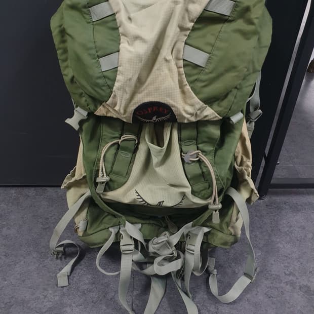 오스프리 정품 캐스트럴 48리터 등산배낭 팝니다 