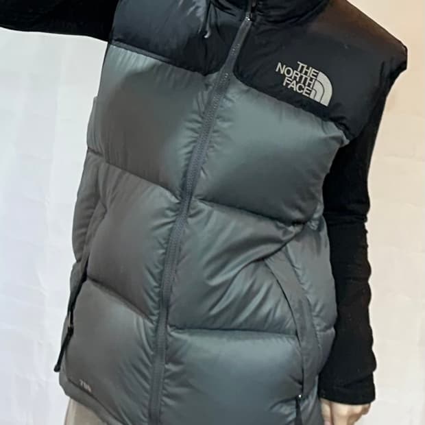노스페이스 그레이 블랙 배색 700 눕시 패딩조끼