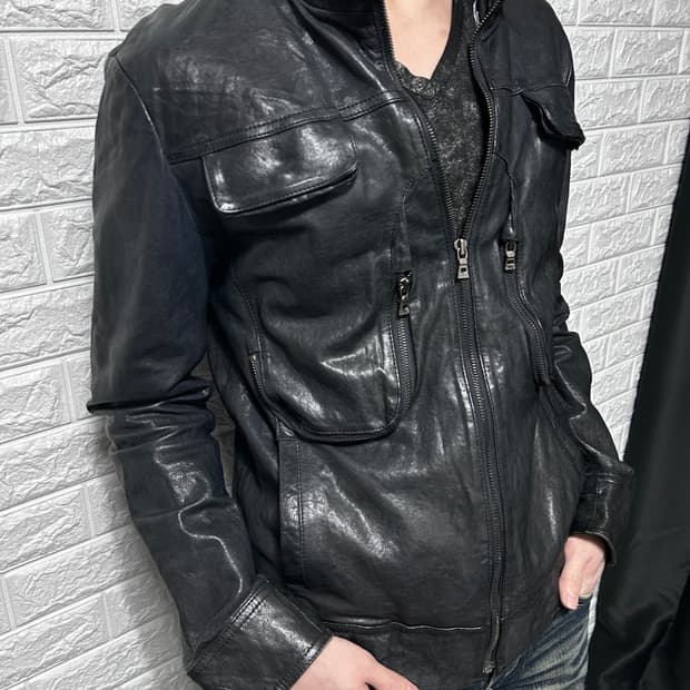 송지오 웨이브 포켓 램스킨 자켓