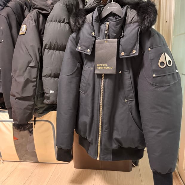 무스너클 발리스틱 24FW M사이즈 새상품