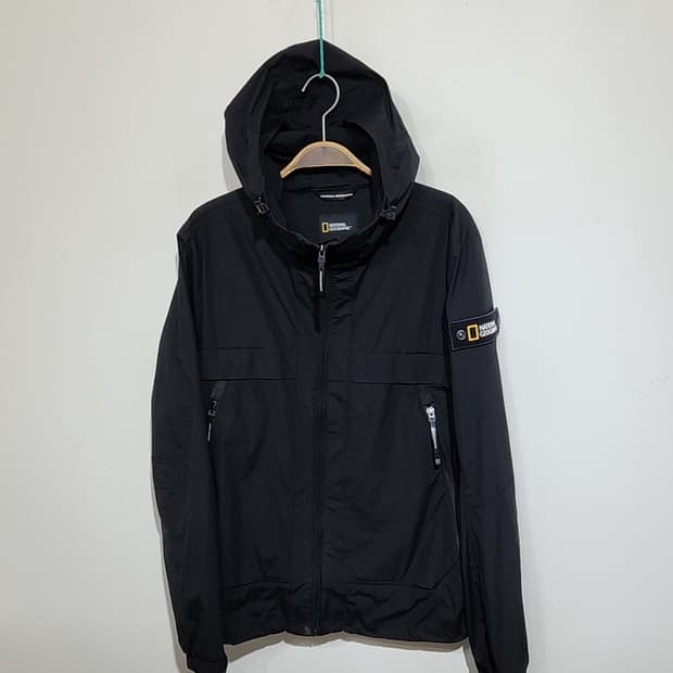 (M) 내셔널지오그래픽 바람막이 점퍼 블랙 와펜 후드자켓 