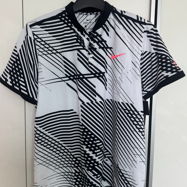 로저 페더러 2017 호주오픈 우승 유니폼 새제품 XL 