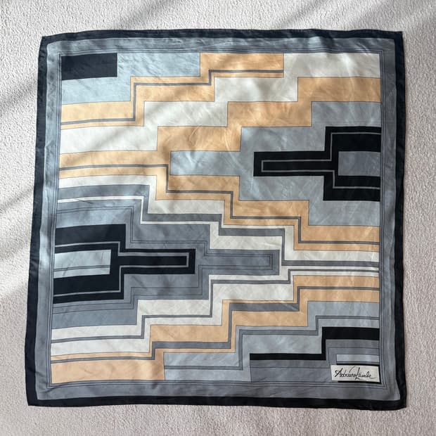 Adriano Fambe 모던 빈티지 스카프