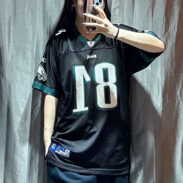 L NFL x REEBOK OWENS 81 블랙 유니폼 하프 져지