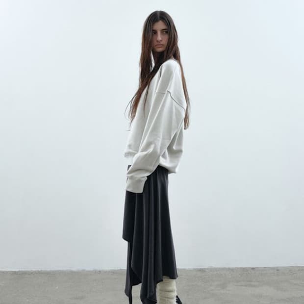 낫띵에브리띵 로고 스웻 셔츠 맨투맨 그레이베이지